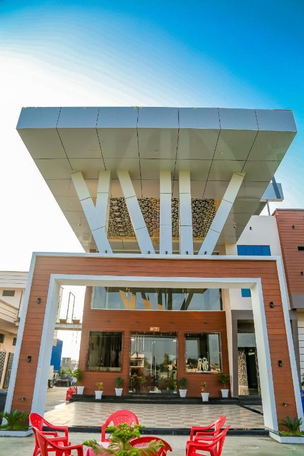 Aashirwad Hotels & Resort Shamgarh Dış mekan fotoğraf