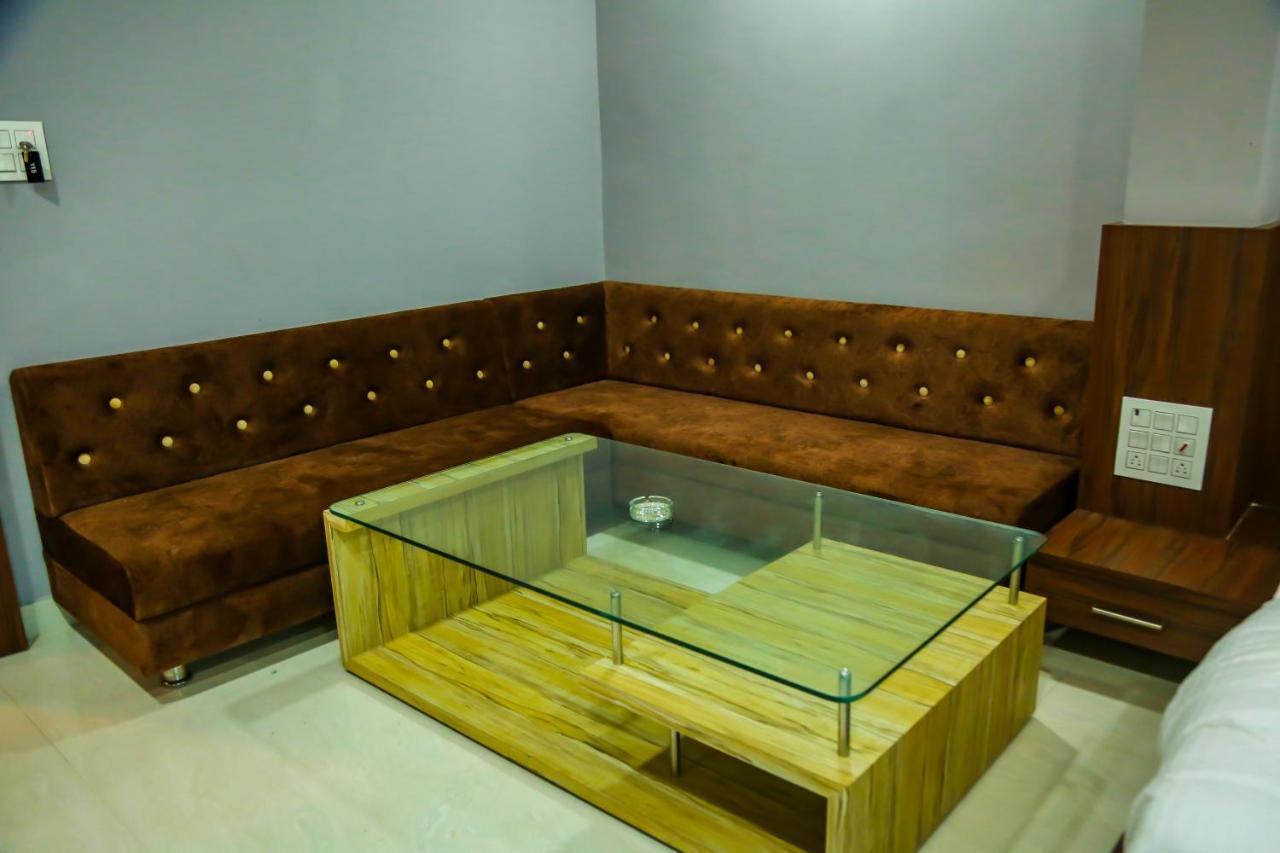Aashirwad Hotels & Resort Shamgarh Dış mekan fotoğraf