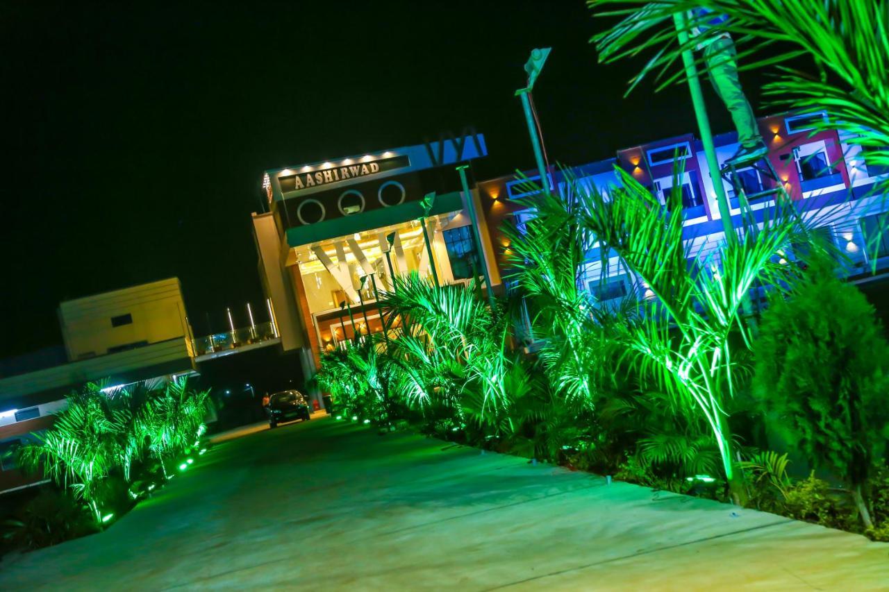 Aashirwad Hotels & Resort Shamgarh Dış mekan fotoğraf