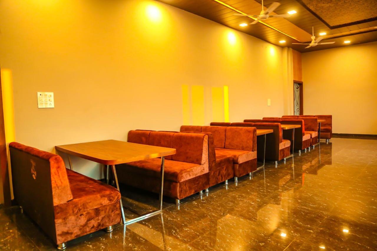 Aashirwad Hotels & Resort Shamgarh Dış mekan fotoğraf