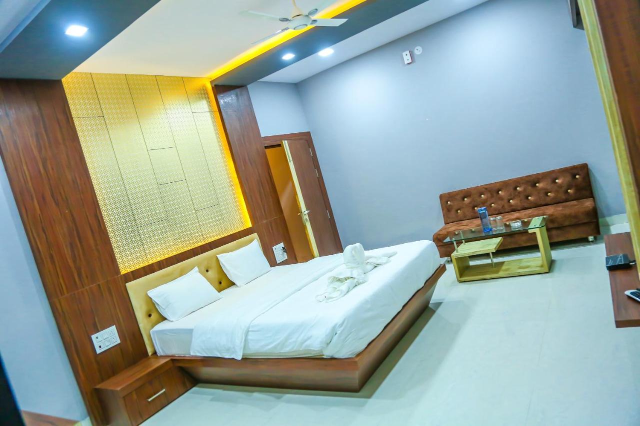 Aashirwad Hotels & Resort Shamgarh Dış mekan fotoğraf